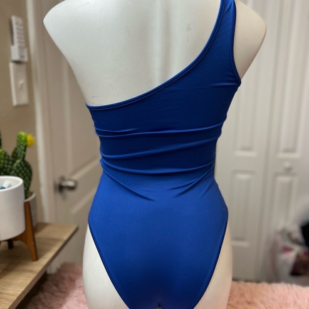 Blue bodysuit  - Picture 2 of 4